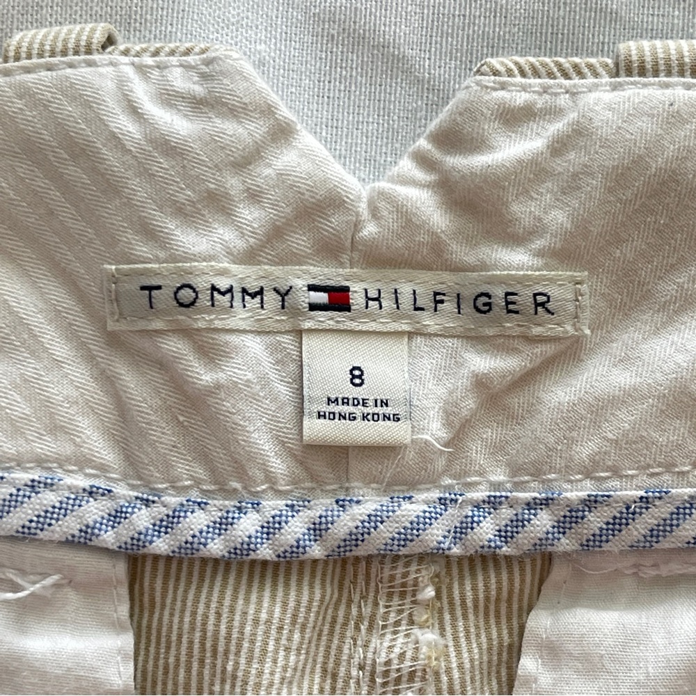 Tommy Hilfiger Bermuda Women's Light Beige Pinstripe Chino Shorts Size 8 - Picture 6 of 8